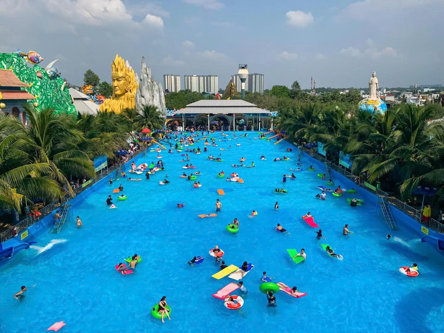 Toàn Cảnh Suối Tiên